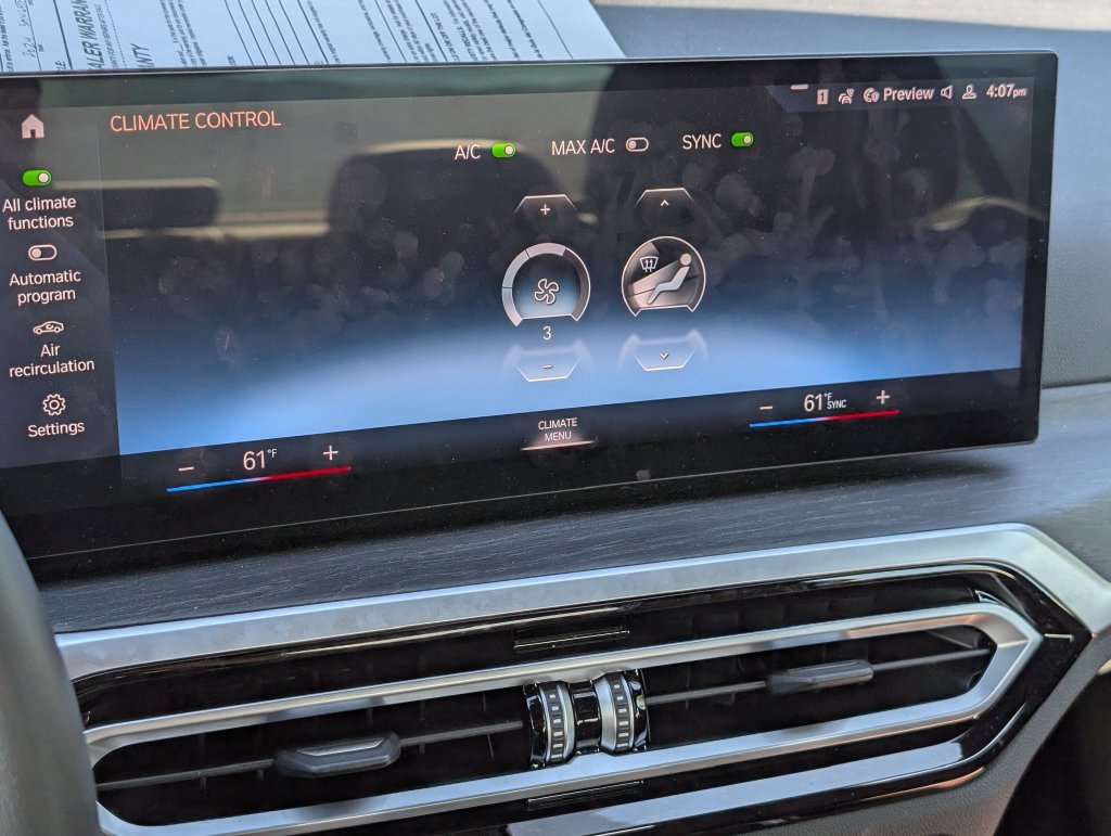 Used 2024 BMW 330i Sedan RWD image 18