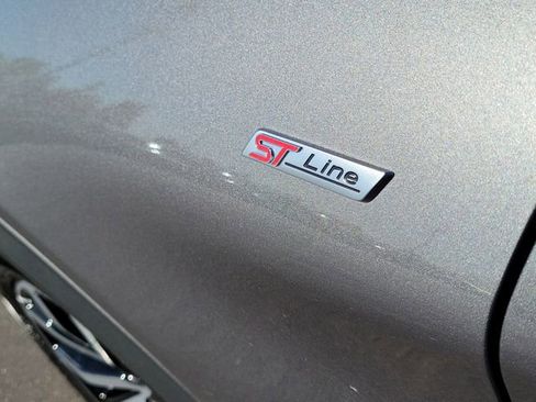 Used 2025 Ford Explorer ST-Line w/ Premium Package image 25