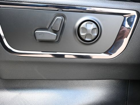 New 2026 RAM 1500 Limited w/ Night Edition AWD/4WD image 9