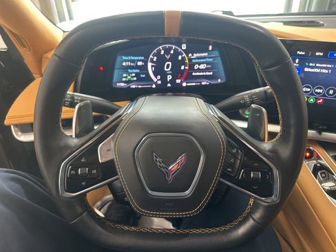Used 2022 Chevrolet Corvette Stingray Premium Cpe w/ Z51 Performance Package RWD image 19