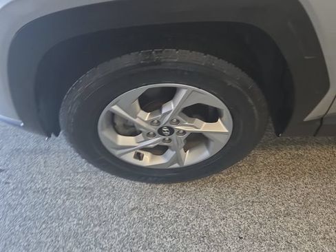 Used 2022 Hyundai Tucson SEL AWD/4WD image 3