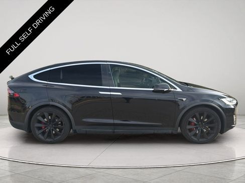 Used 2018 Tesla Model X P100D image 8