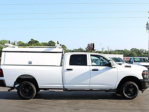 Used 2026 RAM 2500 Tradesman AWD/4WD image 8