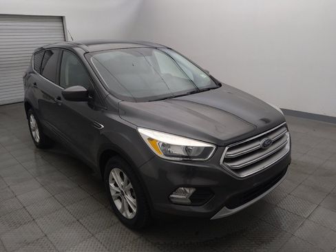 Used 2017 Ford Escape SE AWD/4WD image 13