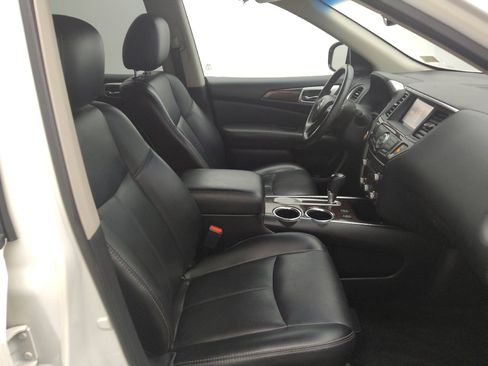 Used 2015 Nissan Pathfinder SL w/ Cargo Package FWD image 21