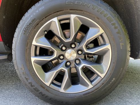 Used 2023 Chevrolet Tahoe LS RWD image 41