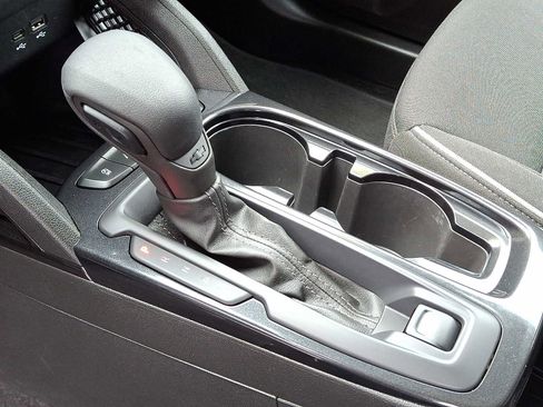 Used 2025 Chevrolet TrailBlazer LT image 14