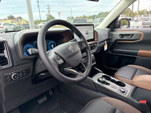 New 2025 Ford Bronco Sport Outer Banks w/ Outer Banks Tech Package+ image 30