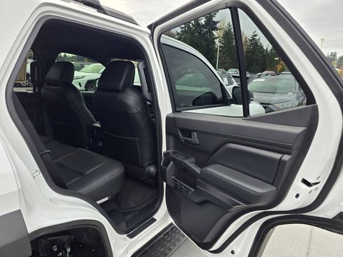 Certified 2025 Toyota 4Runner TRD Off-Road image 20