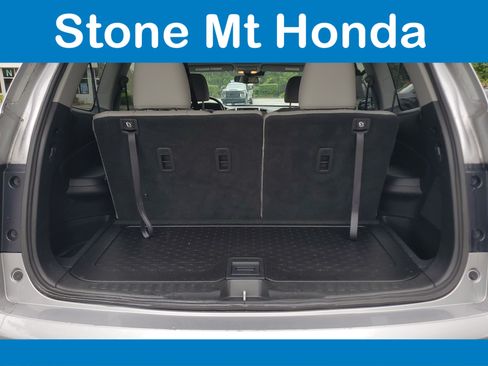 Used 2017 Honda Pilot Touring image 9