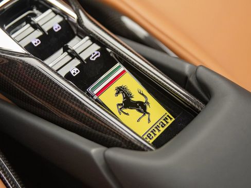 Used 2025 Ferrari 296 GTS RWD image 38