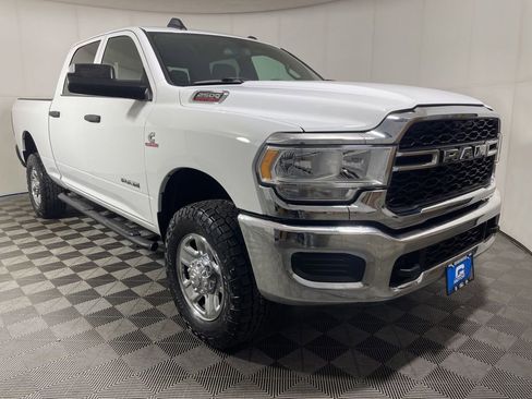 Used 2022 RAM 2500 Tradesman AWD/4WD image 2