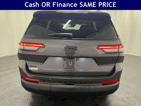 Used 2025 Jeep Grand Cherokee L Altitude AWD/4WD image 7
