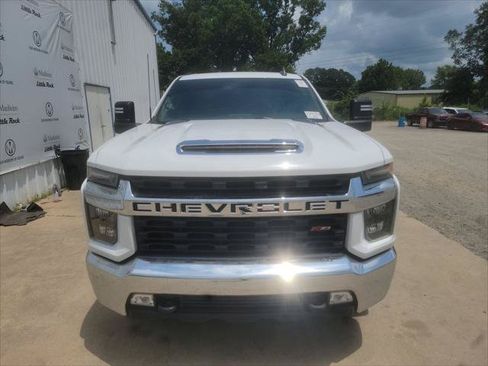Used 2023 Chevrolet Silverado 2500 LT w/ Convenience Package AWD/4WD image 3
