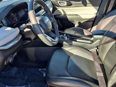 Used 2024 Jeep Compass Limited AWD/4WD image 15