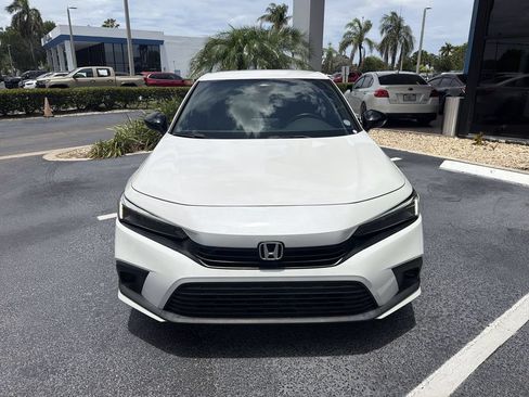 Used 2024 Honda Civic Sport image 3