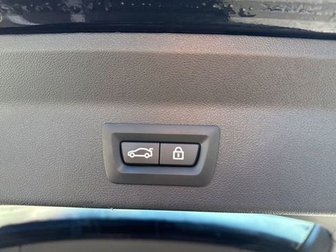 Used 2022 BMW X3 xDrive30i w/ M Sport Package 2 image 16