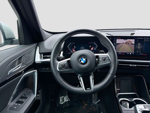 Used 2025 BMW X1 xDrive28i image 17