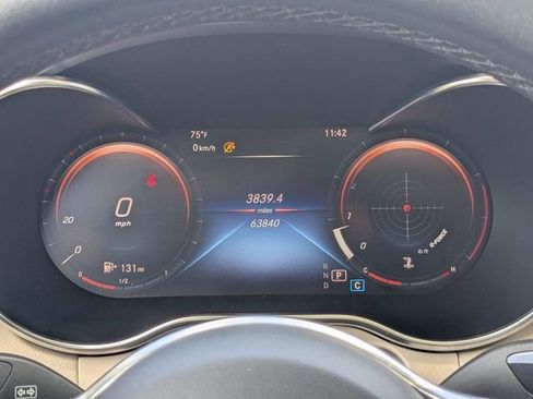 Used 2021 Mercedes-Benz GLC 300 image 30