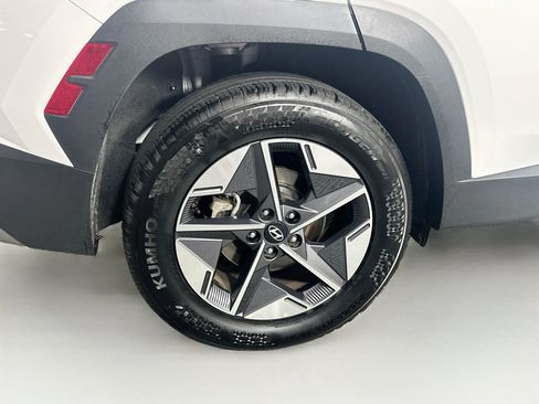 Used 2026 Hyundai Tucson SEL Plus AWD/4WD image 11