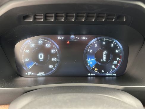 Used 2017 Volvo XC90 T6 Inscription w/ Vision Package AWD/4WD image 17