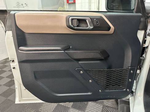 Used 2024 Ford Bronco Wildtrak AWD/4WD image 17
