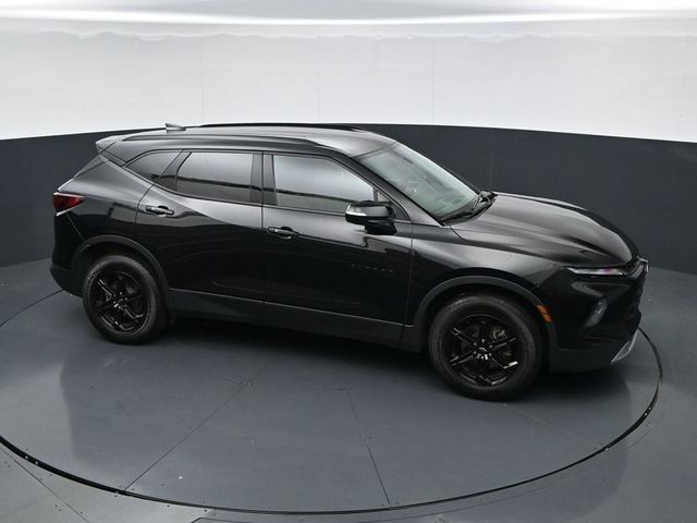 Used 2023 Chevrolet Blazer LT w/ Midnight/Sport Edition AWD/4WD image 31