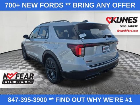 New 2026 Ford Explorer ST-Line w/ ST-Line Street Pack image 6