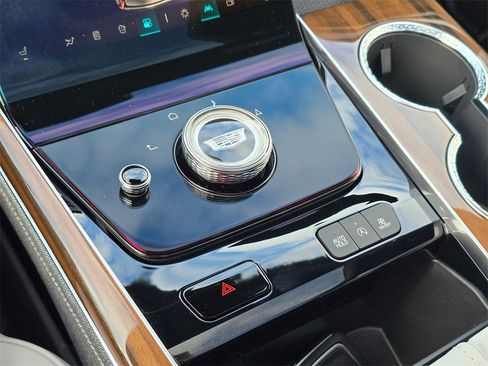 New 2026 Cadillac Escalade ESV Platinum Sport image 28