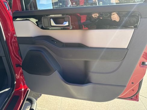 New 2025 INEOS Grenadier Fieldmaster Edition image 33