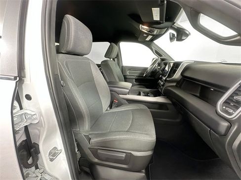 Used 2022 RAM 2500 Big Horn w/ Level C Equiment Group image 29