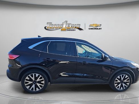 Used 2020 Ford Escape SEL image 9