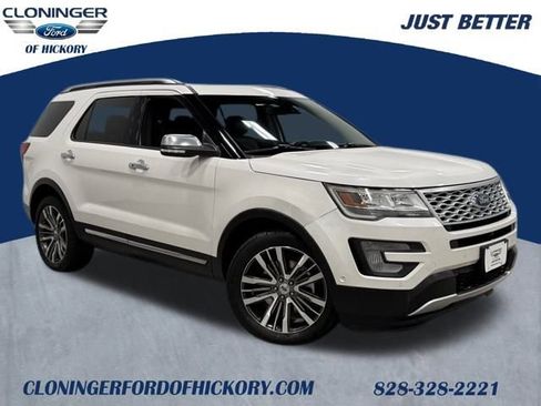 Certified 2017 Ford Explorer Platinum image 1