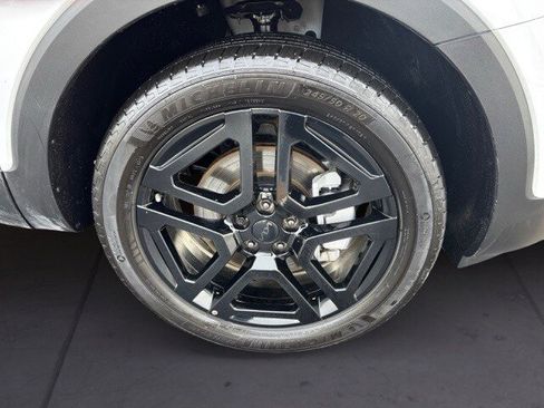 Certified 2025 Kia Telluride SX Prestige X-Line image 9