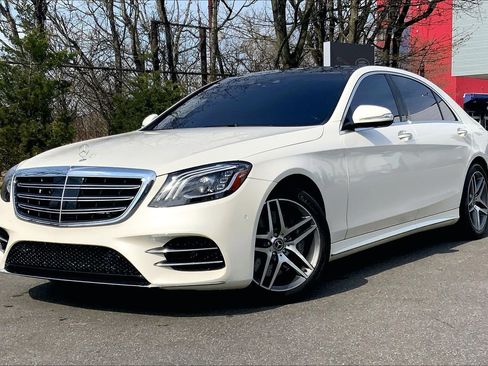 Used 2018 Mercedes-Benz S 560 4MATIC Sedan image 1