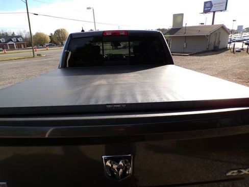 Used 2019 RAM 1500 Big Horn image 8