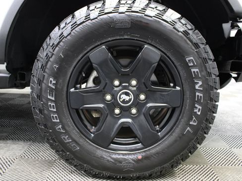 Used 2024 Ford Bronco Black Diamond AWD/4WD image 12