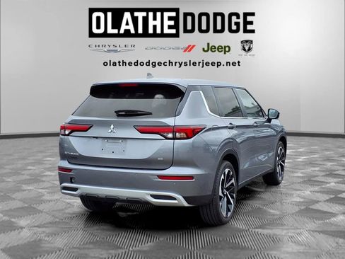 Used 2024 Mitsubishi Outlander FWD image 31