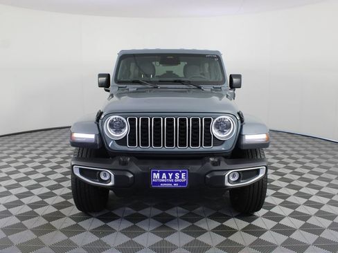 Used 2025 Jeep Wrangler Unlimited Sahara w/ Safety Group AWD/4WD image 25