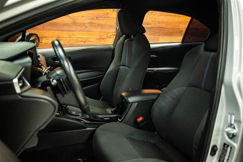 Used 2022 Toyota Corolla SE FWD image 9