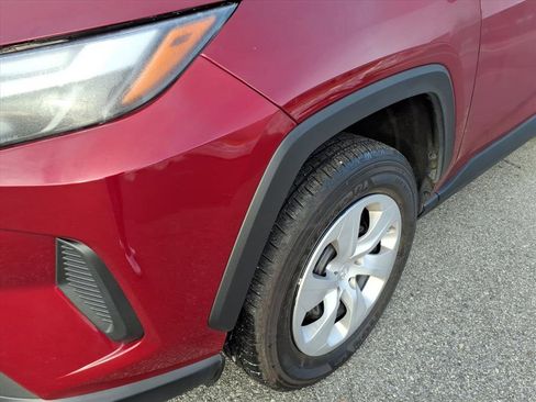 Used 2024 Toyota RAV4 LE image 9