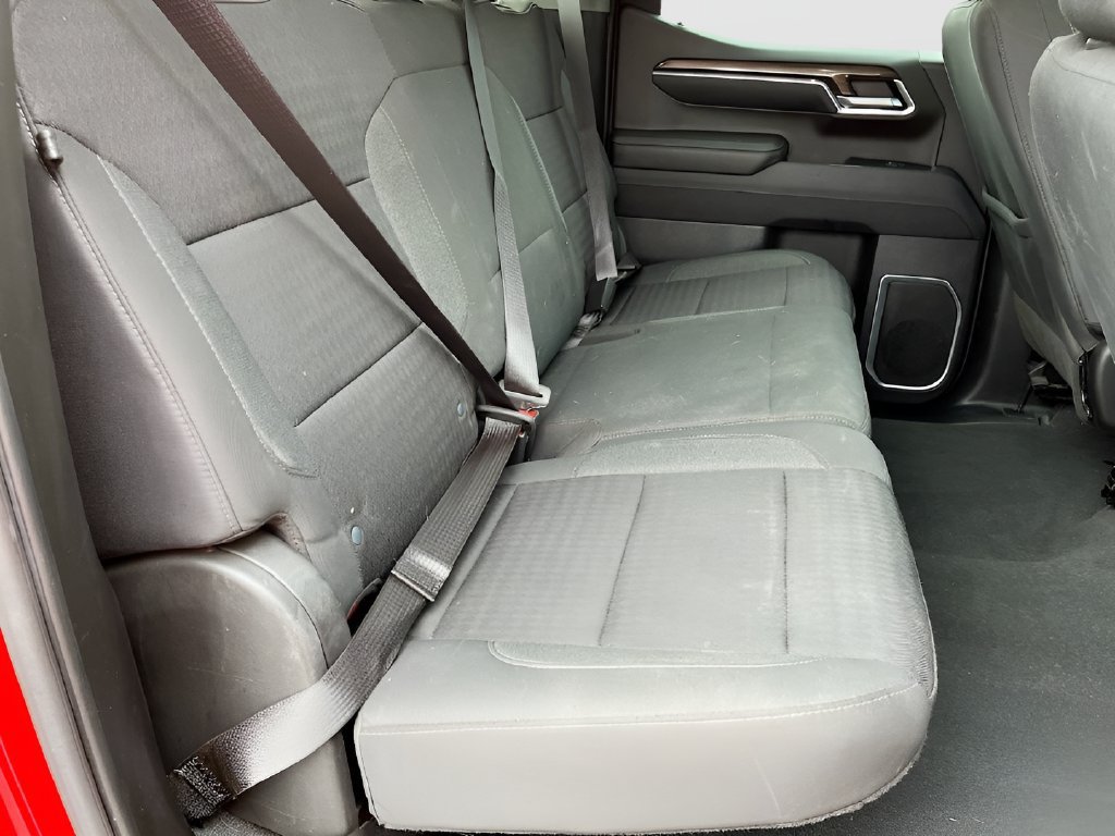 Used 2023 Chevrolet Silverado 1500 LT AWD/4WD image 27