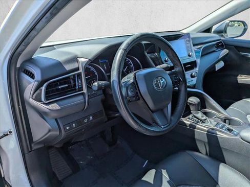 Certified 2022 Toyota Camry SE w/ Convenience Package image 10