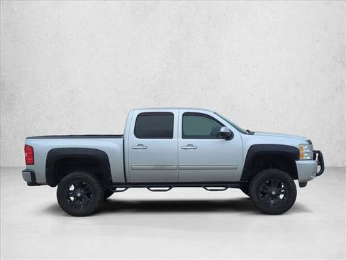 Used 2012 Chevrolet Silverado 1500 LT w/ All-Star Edition AWD/4WD image 4