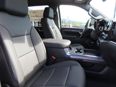 New 2026 Chevrolet Silverado 3500 LTZ w/ LTZ Plus Package image 40