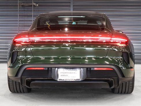 Used 2025 Porsche Taycan Turbo S image 9