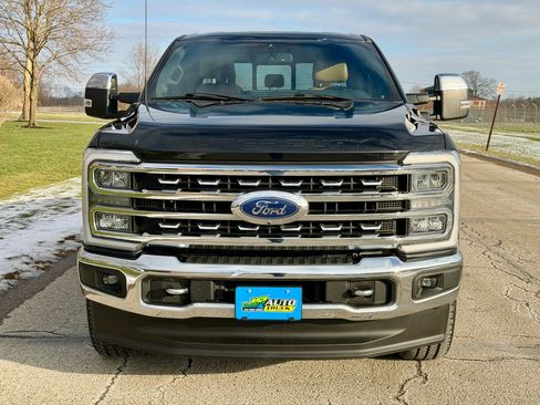 Used 2024 Ford F250 Lariat w/ Chrome Package image 9