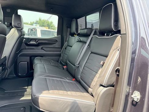 Used 2023 GMC Sierra 1500 AT4X AWD/4WD image 23