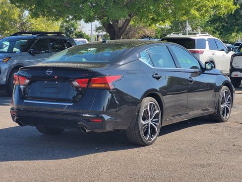 Certified 2023 Nissan Altima 2.5 SR FWD image 3