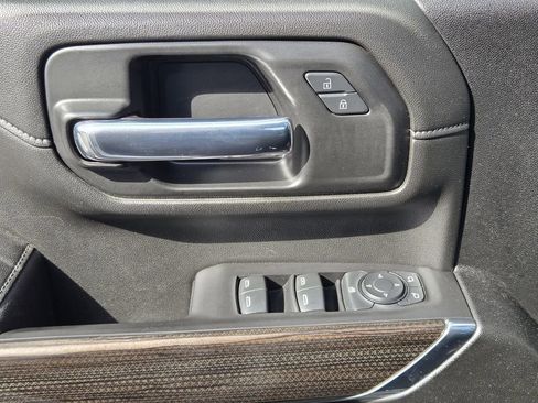 Used 2021 Chevrolet Silverado 2500 LT w/ Convenience Package image 15